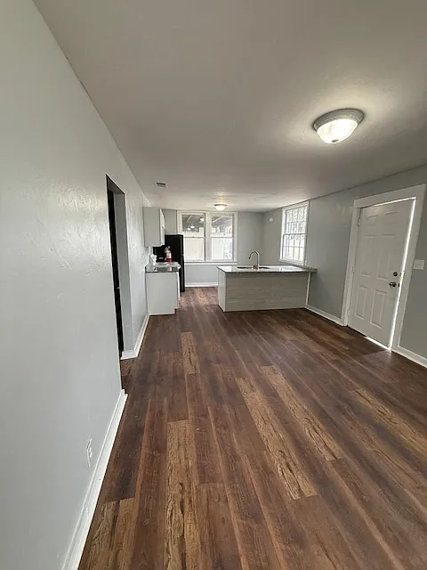 3 bed, 1140 sqft, $1,350 — Photo 3