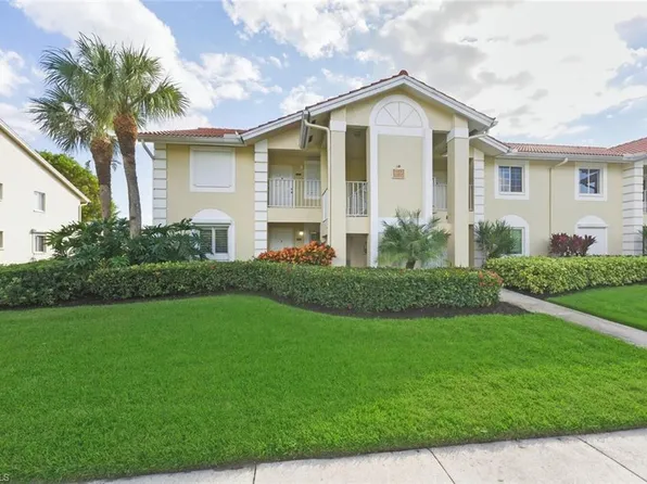 7772 Emerald CIR #101, NAPLES, FL 34109