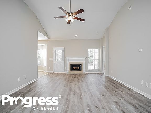 5th image of 257 Neal Ave