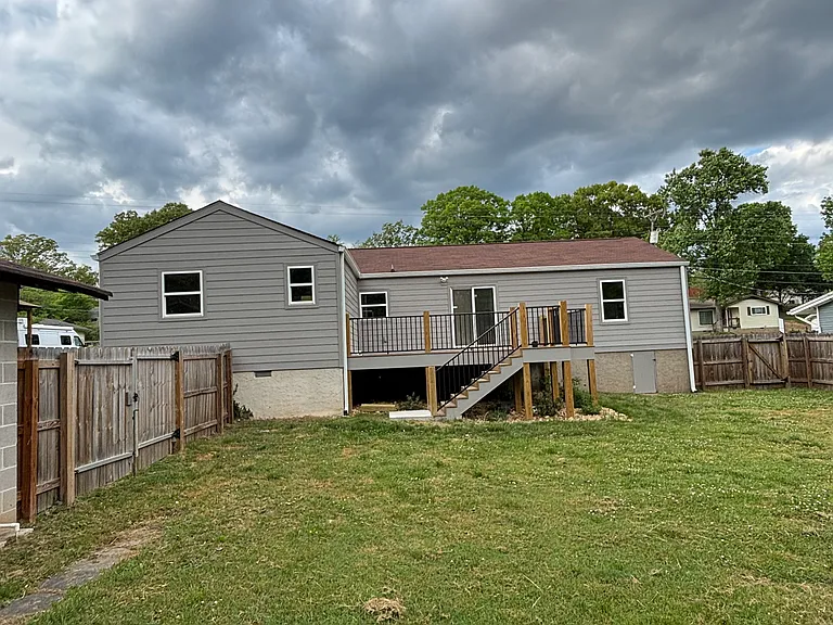 1438 Ely Rd — Photo 5