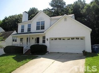 9516 Erinsbrook Dr, Raleigh, NC 27617