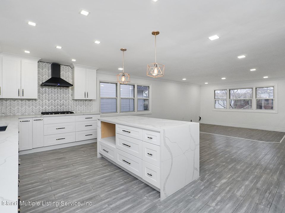 64 Vassar St, Staten Island, NY 10314 Zillow