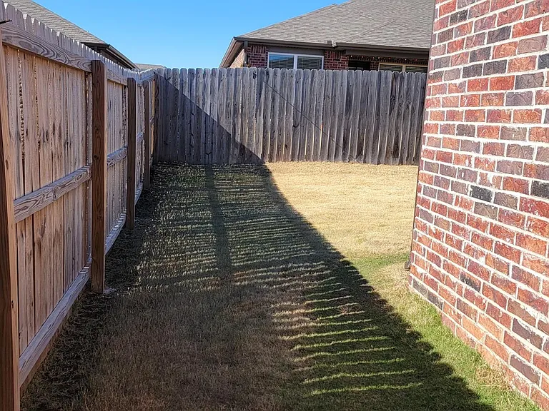 433 Red Robin St #433 — Photo 17
