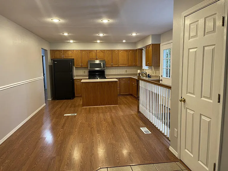 4120 Elkhart Lake Rd — Photo 4