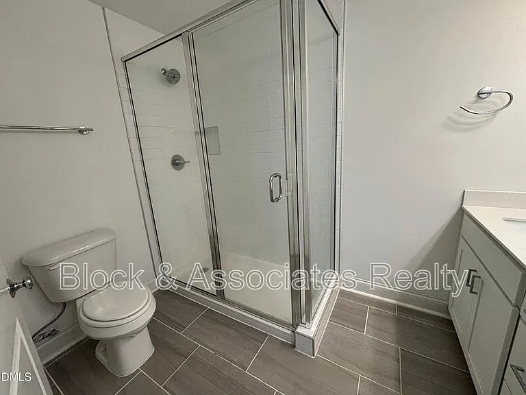 5710 Parker Pines Ct — Photo 49