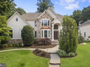 35 Stanwyck Rd, Mount Laurel, NJ 08054