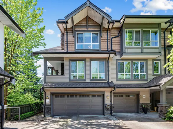 1480 Southview St #121, Coquitlam, BC V3E 0G5