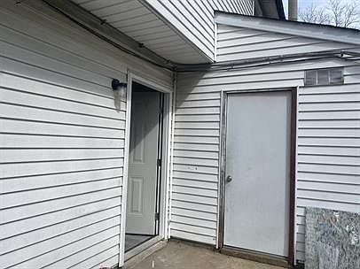 2nd image of 1340 25th St #1