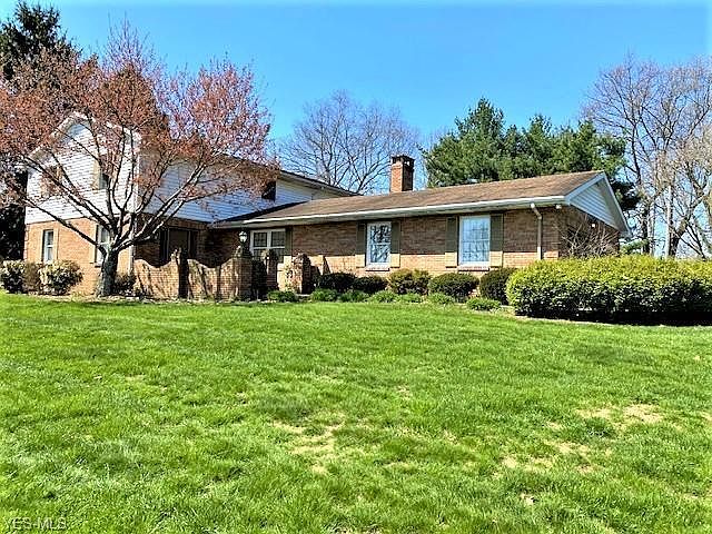 1st image of 3765 Greenbriar Dr