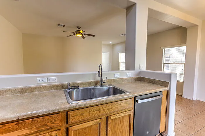 14441 S Avenida Castano — Photo 9