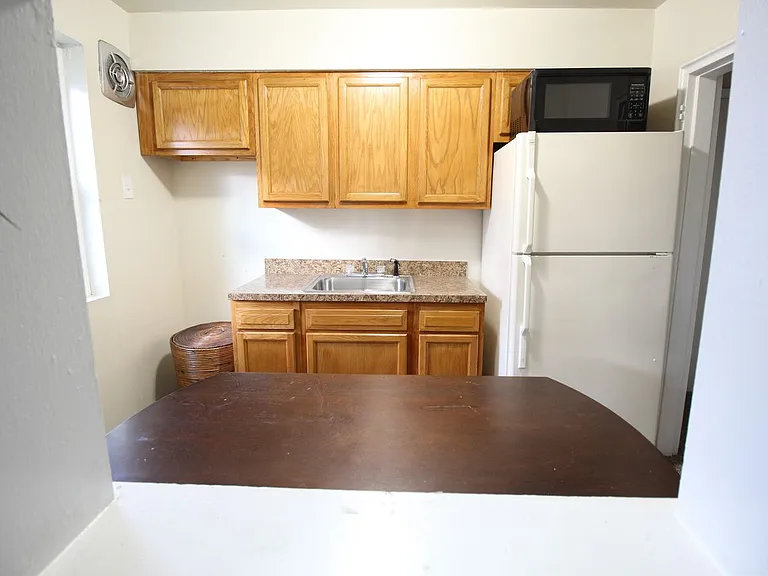 1300 Wildwood Pkwy — Photo 5