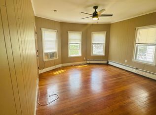 (Undisclosed Address), Bristol, RI 02809