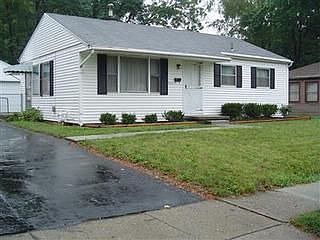 1st image of 5267 Woodbine Ave