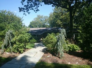 99 Lyman Rd, Brookline, MA 02467