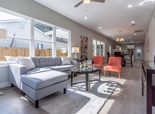 921 Moody St, Houston, TX 77009