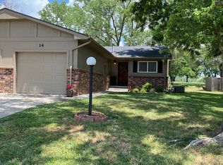 14 N Club House Dr, Augusta, KS 67010