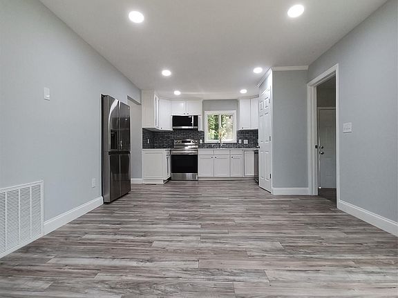 4th image of 5717 Ruth Dr