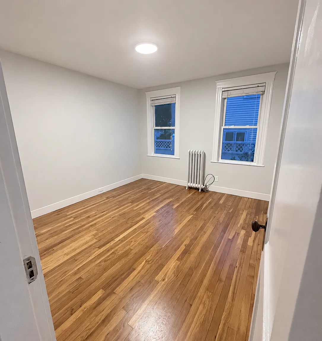 2 bed, 1200 sqft, $3,000 — Photo 4
