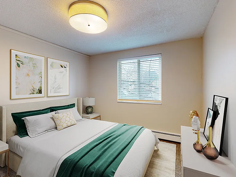 1202 Logan — Photo 7