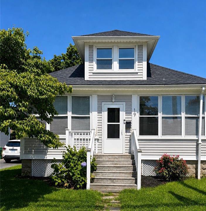 1st image of 19 Dryden Blvd