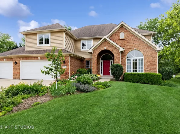 1051 Chadwick Ct, Aurora, IL 60502