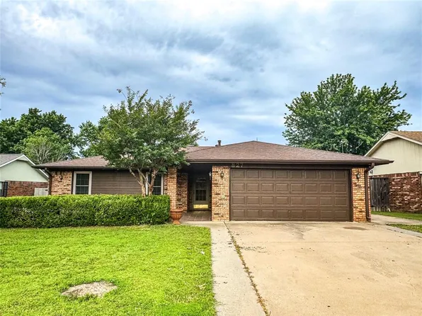 827 Crestview Dr, Cushing, OK 74023