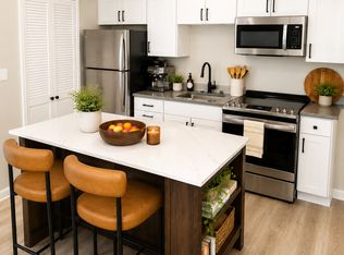 2525 N Orchard St APT 2S, Chicago, IL 60614