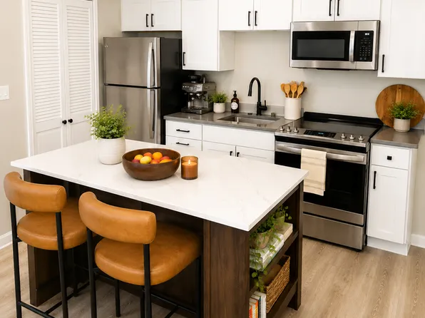 2525 N Orchard St APT 2S, Chicago, IL 60614