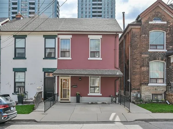 142 Ray St N, Hamilton, ON L8R 2Y2