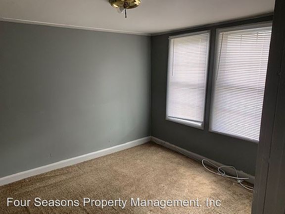 5th image of 110 W Harrison Ave