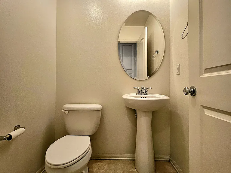 37 Bijou — Photo 7