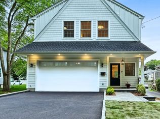 82 Glenside Ave, Summit, NJ 07901