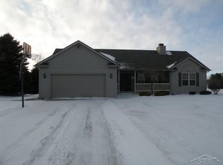 1311 Kennely Rd, Saginaw, MI 48609