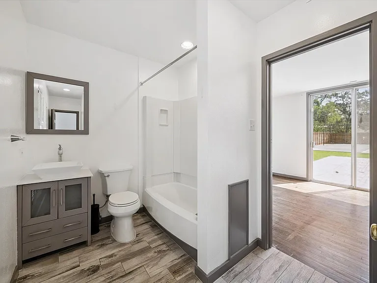 10807 Beinhorn Rd — Photo 11