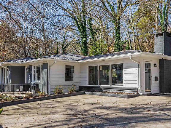 5th image of 106 Rainbow Dr SW