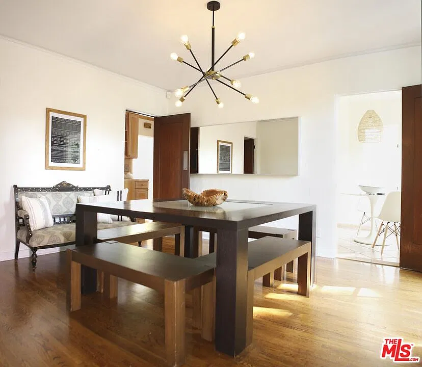 2 bed, 1.5 bath, 1760 sqft, $9,500 — Photo 3