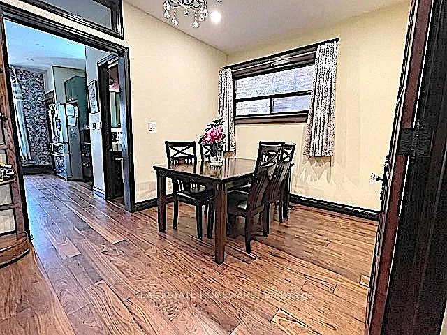 29 Appleton Ave — Photo 8