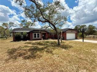 903 McGuill Rd, Goliad, TX 77963