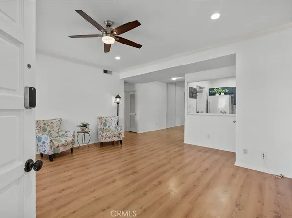 23609 Del Monte Dr Unit 295, Santa Clarita, CA 91355