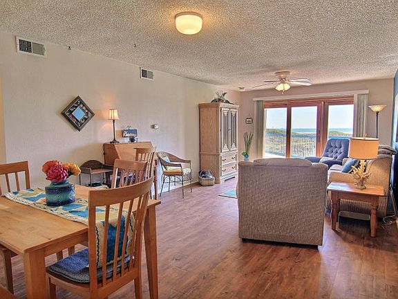 5th image of 5973 State Hwy 361 APT 128
