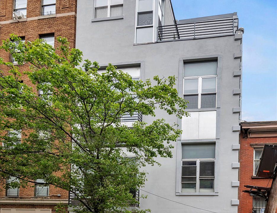 1st image of 395 S 2nd St APT 2