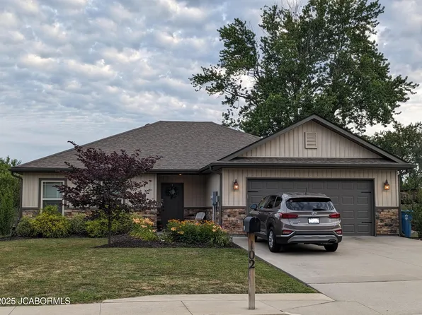 102 E Liberty Ln, Ashland, MO 65010