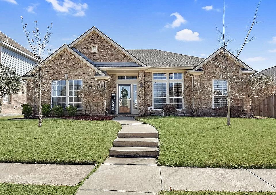 1st image of 3749 Saint Andrews Dr