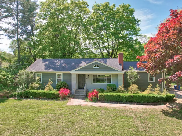 12 Rimmon Hill Road, Woodbridge, CT 06525