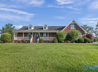 24 Taylor Rd, Hartselle, AL 35640