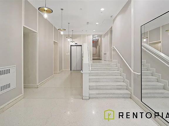 2nd image of 448 Union Ave #507