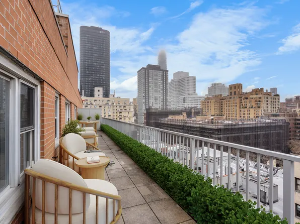 333 East 66th Street image 7 of 8