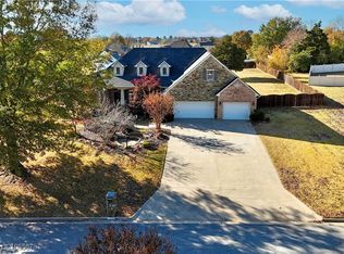 11200 Quail Crest Ct, Fort Smith, AR 72916