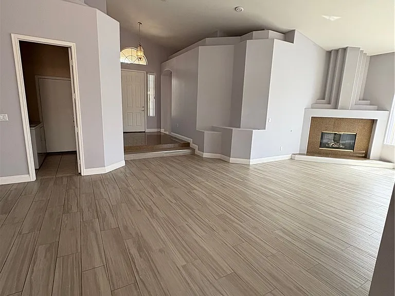 8727 Stockholm Ave — Photo 16