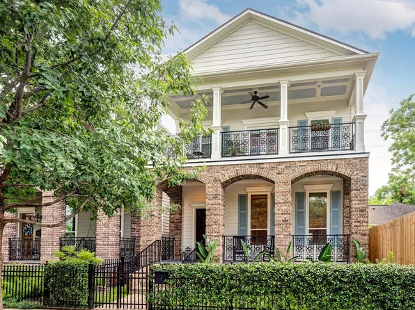 1010 Nicholson St, Houston, TX 77008